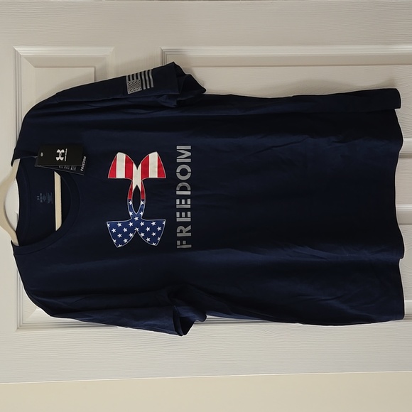 NWT Under Armour Amrrican Flag UA Large Logo Freedom T-Shirt Navy Blue - Picture 3 of 7